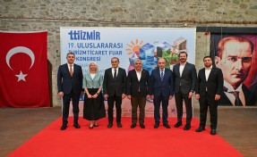 Turizmin önde gelen temsilcileri İzmir'de buluştu