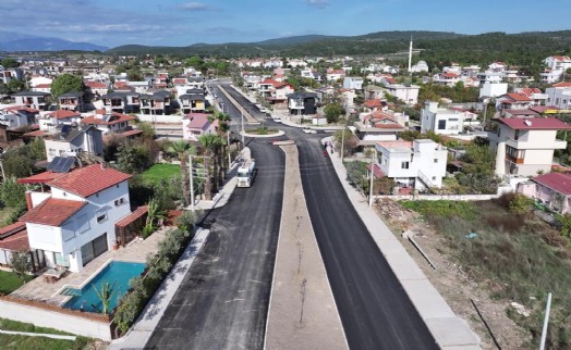 Urla’da iki caddeye yeni çehre