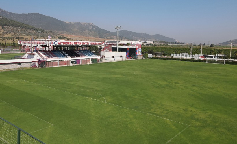 Altınordu ile İzmirspor arasında örnek dayanışma