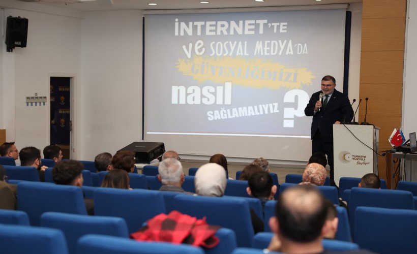 AK Parti İzmir’den ‘3 Kademe Tanıtım ve Medya Eğitim Programı’