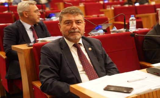 AK Partili Atmaca'dan Tugay'a çimento fabrikaları tepkisi!