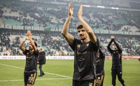 Aliağa FK kayıplara rağmen Play-Off potasında!