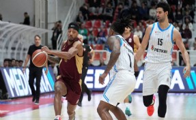 Aliağa Petkim evinde Trabzon'a mağlup oldu