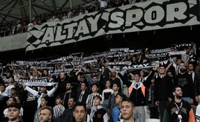 Altay'da defansa tam not