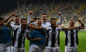 Altay pes etmiyor