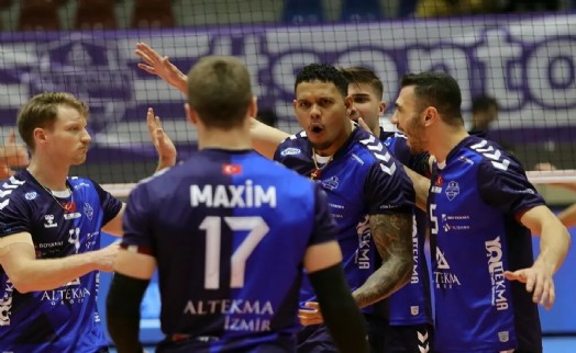 Altekma deplasmanda terliyor