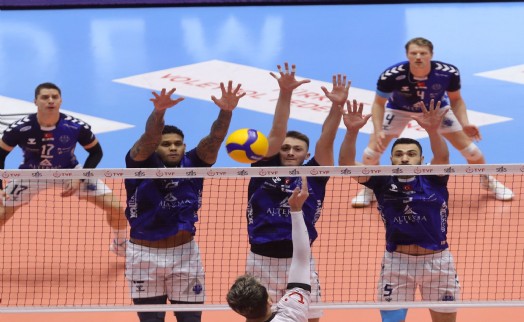 Altekma ligin ilk yarısını galibiyetle tamamladı