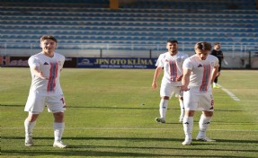 Altınordu, 2'de 2 peşinde