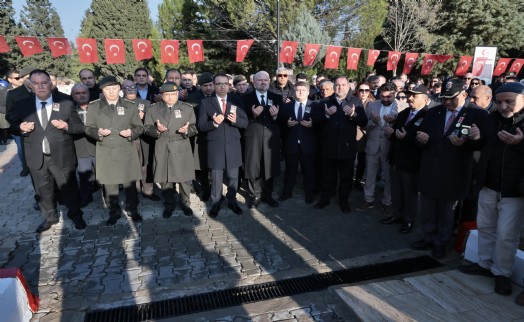 Aydın Pehlivan: Menemen, Şehit Kubilay ve silah arkadaşlarını bağrına bastı