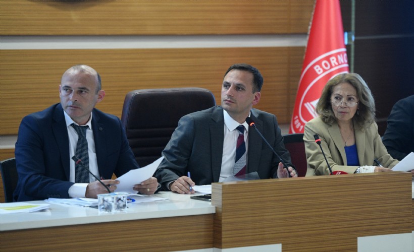 Başkan Eşki'den 'Bostanlı Pazarı' benzetmesi: Öyle bir şey yaparsak pazarcılar kendini yakar!