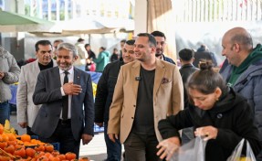 Başkan Eşki'den pazaryeri mesaisi: Esnafla buluşma, sahada denetim