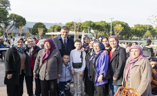 Başkan Tugay Göl Gazinosu’nda Beydağlı kadınlarla buluştu