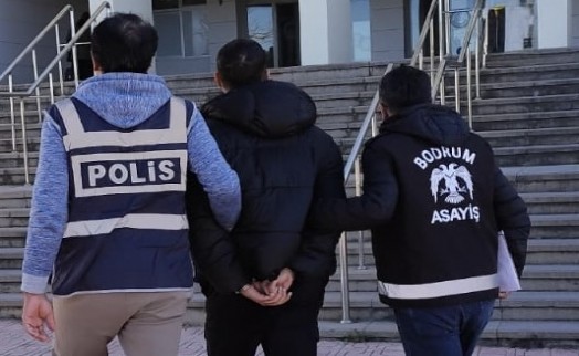 Bodrum’da denetim yapan polisi yaralayan sürücü tutuklandı
