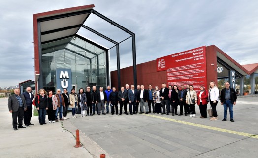 Bornova Muhtarlar Akademisi başladı