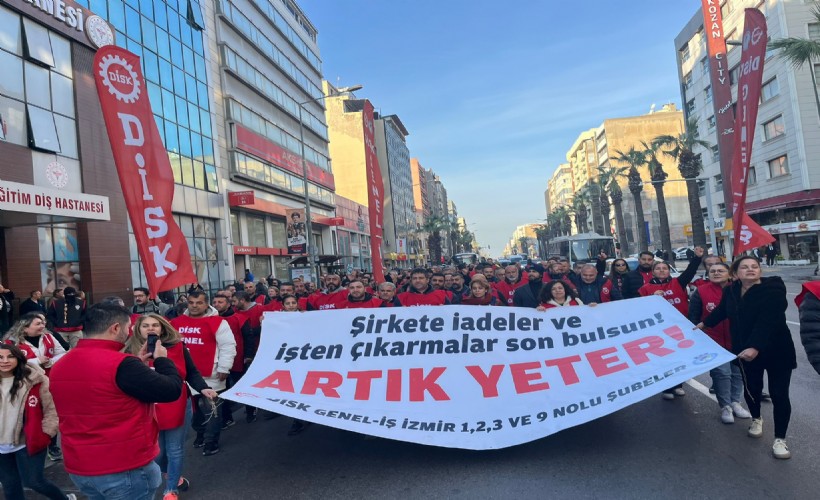 Büyükşehir’de eylemin 3’üncü günü: İzmirli vekillere ‘sesimizi duyurun’ çağrısı!