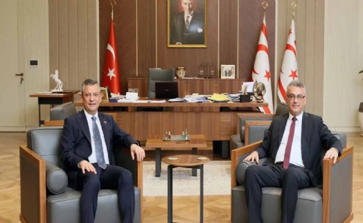 CHP Lideri Özel, KKTC Cumhurbaşkanı Erhürman ile görüştü