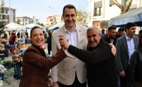 CHP'li Güç'ten Efes Selçuk'a ziyaret: 'Belediye başkanlarımıza sahip çıkmak zorundayız!'