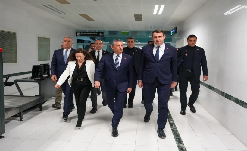 CHP lideri Özel İzmir’e geldi