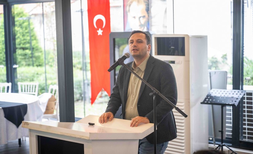 ÇYDD Bornova’da yeni üyelerle buluşma: Eşki’den gençlere Cumhuriyet vurgusu