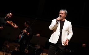 Cem Karaca unutulmaz şarkıları ve anılarıyla hatırlandı