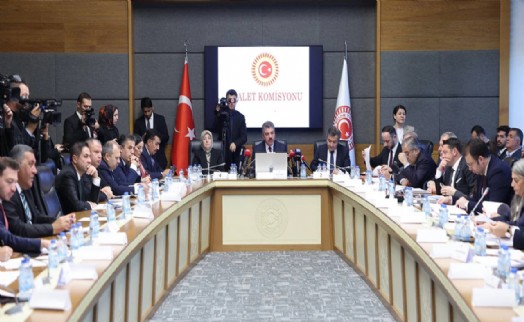 DEM Parti 11. yargı paketine muhalefet şerhi koydu!