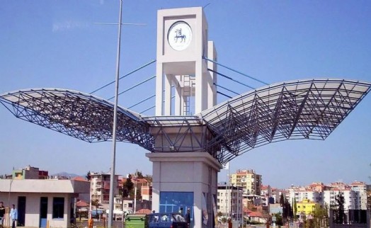 Diyanet'ten okullara tepki çeken talimat: DEÜ’ye gönderilen yazı tartışma yarattı!