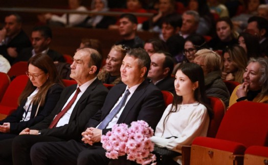 Dünya Türk Dili Ailesi Günü İzmir’de ilk kez düzenlendi