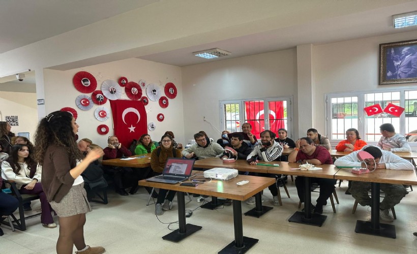 Engelsiz Yaşam Köyü’nde ağız ve diş sağlığı eğitimi