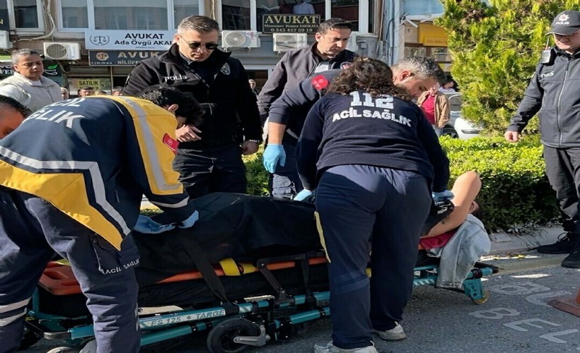 Eşini adliye önünde sırtından bıçakladı!