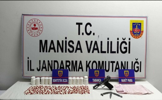 Evinde 428 sentetik hap ele geçirildi!