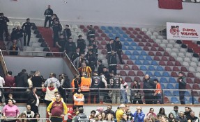 Göztepe'den voleybolda bilet jesti