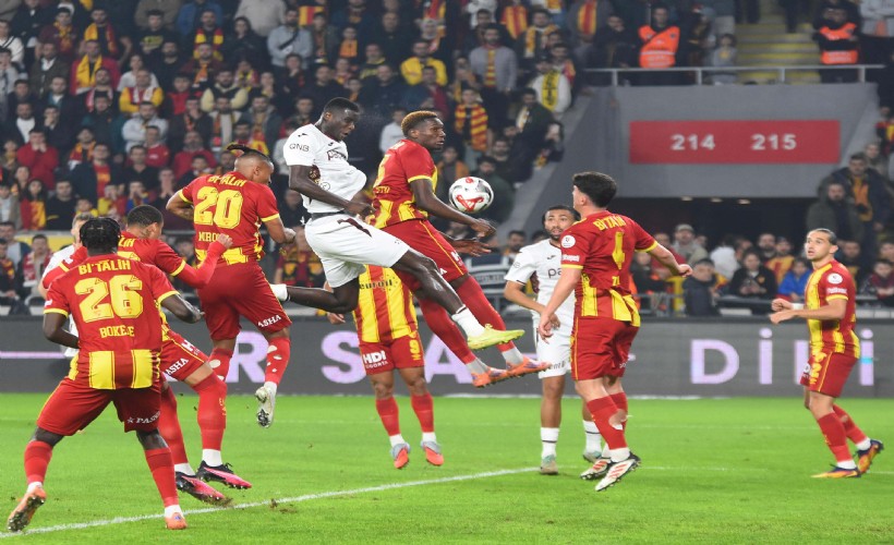 Göztepe’ye çifte darbe: Kupaya veda, evde ilk mağlubiyet!