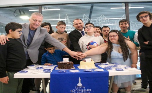 Havuz İzmir’de 'Sevgi Varsa Engel Yoktur' etkinliği