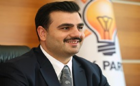 İnan'dan CHP'ye gönderme: Bu güzel şehri çöp dağlarına teslim eden yönetim anlayışına cevabımız ortadadır