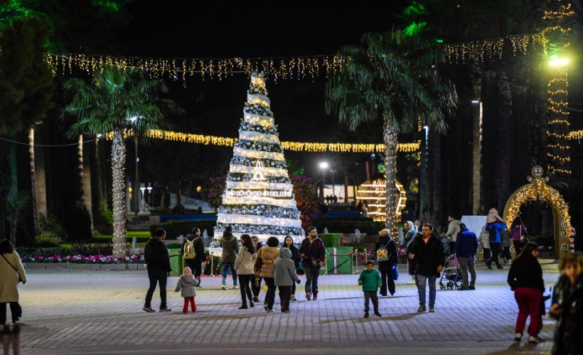 İzmir 2026’ya ışıl ışıl giriyor!