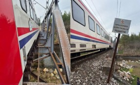İzmir-Eskişehir yolcu treninin çarptığı kişi hayatını kaybetti