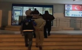 İzmir'de 3 ayrı adrese 'zehir' operasyonu!