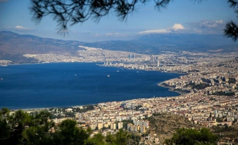 İzmir'de 4 ilçe İl olmaya aday!