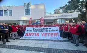 İzmir'de belediye işçilerinin eylemi 2'nci günde