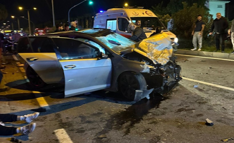 İzmir'de feci kaza! Motosikletli sürücü canından oldu
