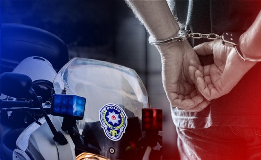 İzmir'de durdurulan araçta 21 kilo skunk ele geçirildi