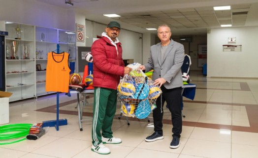 İzmir’de spor okul sıralarına taşınıyor