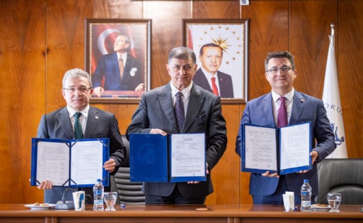 İzmir’de yeni Deprem Master Planı için imzalar atıldı!