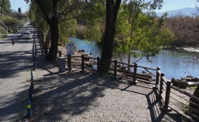 Kadın Azmağı'na doğayla uyumlu korkuluk