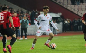 Karşıyaka, Eskişehir'de ilk yenilgisini aldı