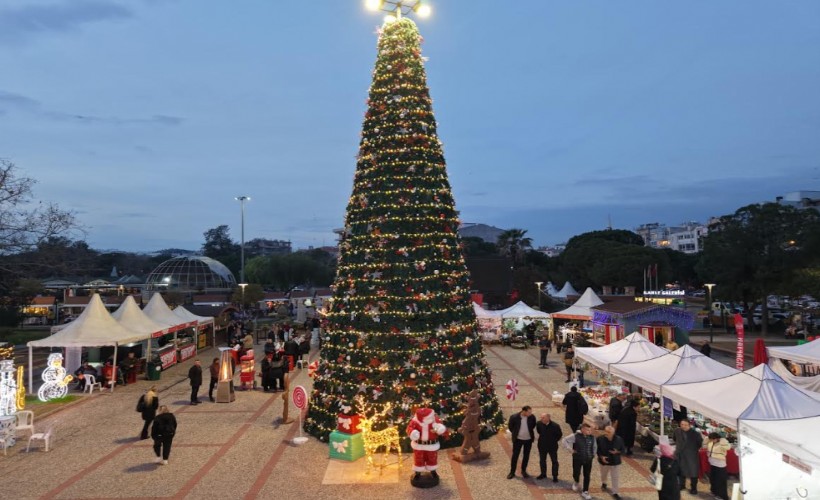 Karşıyaka Yeni Yıl Festivali coşkuyla devam ediyor