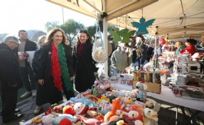 Karşıyaka ışıl ışıl olacak: ‘Yeni Yıl Şenliği’ 13 Aralık’ta başlıyor!