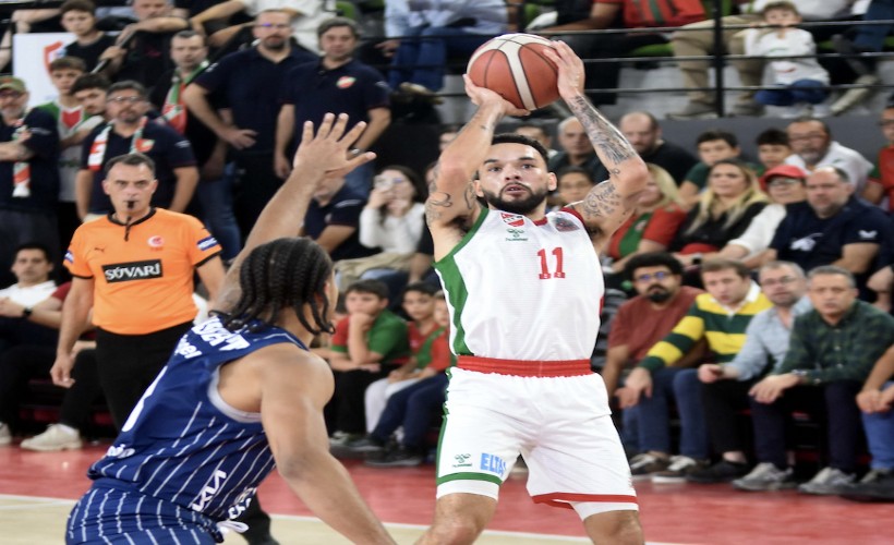 Karşıyaka lider Beşiktaş'ı ağırlıyor