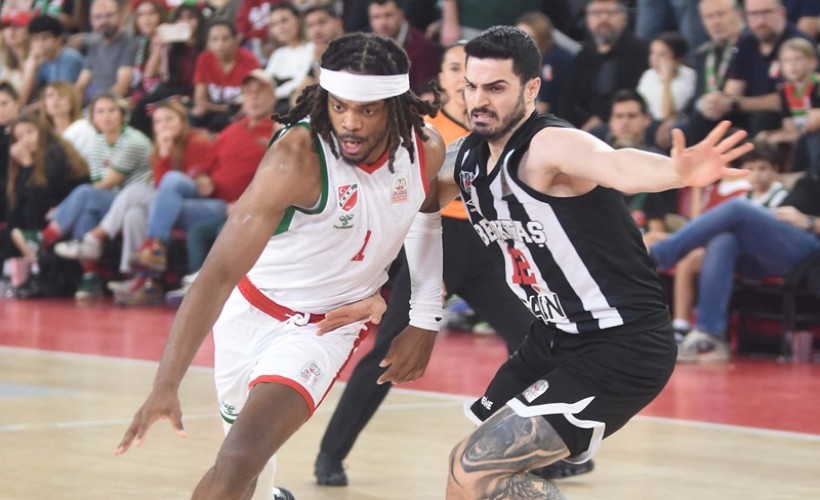 Karşıyaka potada direnemedi