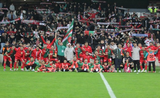 Karşıyaka ve Eskişehirspor'dan karşılıklı bilet jesti: Bilet fiyatını 35.5 TL'ye indirdiler!